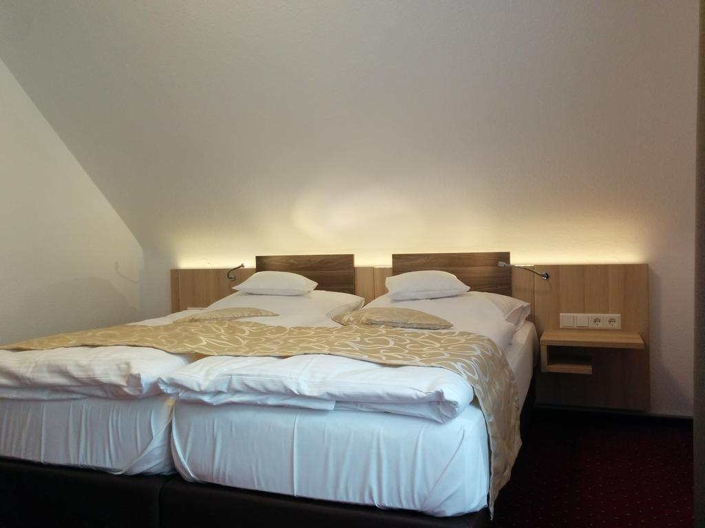 Wellness Hotel Garni Krone Baiersbronn Exterior foto